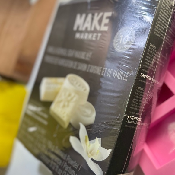 NEW Complete Vanilla Oatmeal SOAP MAKING KIT DIY BUNDLE W Silicone Mat Adult Set - Picture 8 of 10